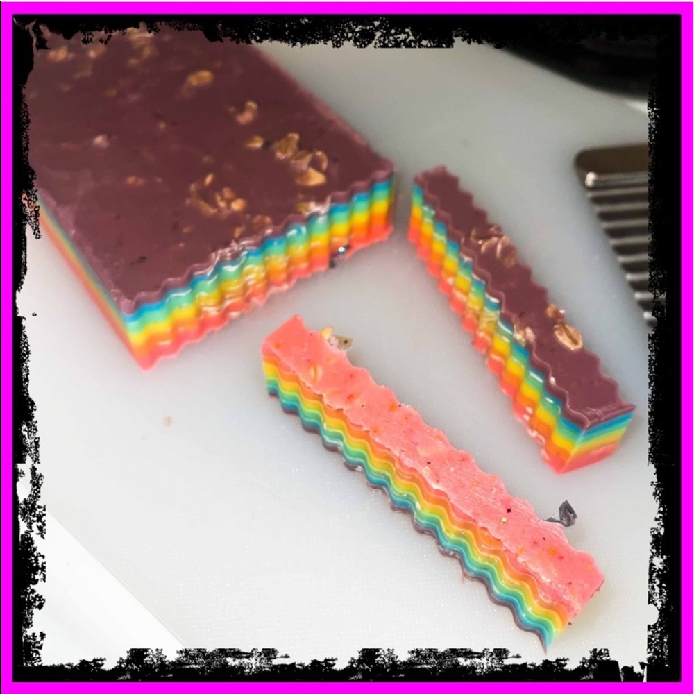 Handmade VBG Fruit Punch Rainbow Unicorn Organic Oatmeal Soap PRICE FIRM - Picture 9 of 9